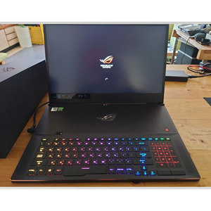 5Cgo 华硕ROG冰刃4 Plus 17.3寸300hzRTX2070Super游戏笔记本电脑