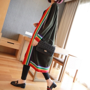 彩色条纹毛衣开衫女