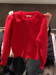 大牌外贸女装专柜撤回2023秋冬新款polo翻领红色针织毛衣开衫外套