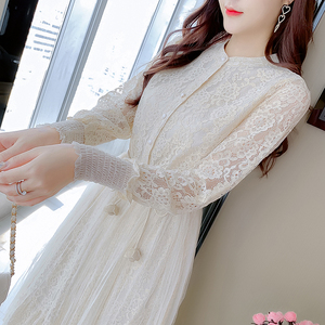 轻奢设计感网纱裙轻熟风秋冬新款蕾丝连衣裙女中长超仙内搭打底裙