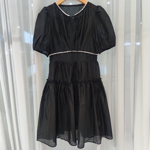 摩登风暴2256甜美泡泡袖圆领钉珠褶皱连衣裙 吊带两件套裙女夏季