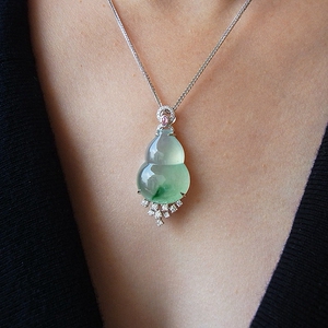 英子珠宝高冰种飘花翡翠葫芦吊坠挂件天然真品18k金镶嵌钻石精品