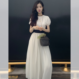 2024夏装新款女装时尚白色显瘦连衣裙温柔风气质韩版仙气短袖淑女