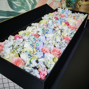 520天使之翼现金鲜花情人节玫瑰花束女朋友创意表白生日礼盒