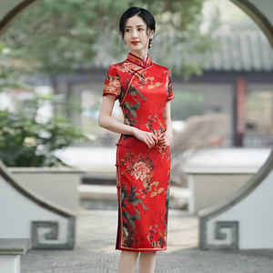 红色旗袍2024年夏季新款年轻款少女侧八扣中长款真丝绸日常有大码