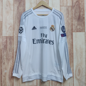 15-16皇马长袖球衣