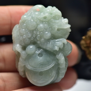 天然翡翠a货玉石金蟾吊坠招财三足金蟾蟾蜍玉佩男女款缅甸玉石
