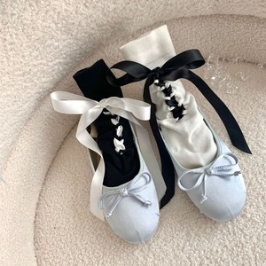 法式芭蕾风缎带蝴蝶结女袜黑色白色中筒袜子小众设计鞋带绑带丝带