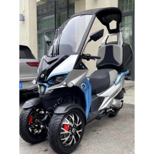 雅马哈tmax530摩托车adiva大踏板不倒翁巡洋舰倒三轮春风国宾650