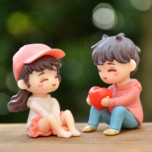 情侣人偶摆件一对