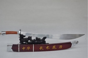 武术表演花刀响刀软刀半硬花刀太极刀不锈钢刀练功刀未开刃晨练刀