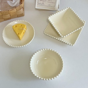 网红ins风奶油色陶瓷碟子家用6英寸骨碟小号菜碟创意甜品盘蛋糕碟