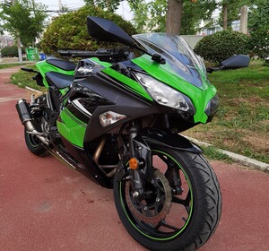 二手川崎小忍者250摩托车双缸水冷电喷400cc地平线跑车趴赛可上牌