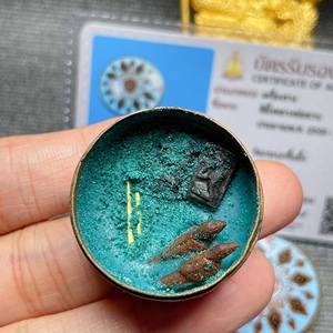 龙婆塔 2500 人缘膏 招财女神 原版瓶装 带鉴定卡 泰国佛牌正品