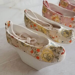 高端古装宫廷花盆女鞋延禧攻略如懿传福晋元宝底格格绣花布鞋清朝