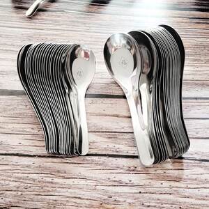 家用汤粥无磁小勺子短幼儿园吃饭短柄勺不锈钢铁勺不绣钢勺子