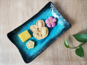 日本进口美浓烧手工冰裂纹大盘鱼盘寿司盘土耳其蓝色粗陶盘刺身盘