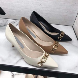 emrld&ck2021春秋季新品女鞋小ck160361358金属装饰尖头高跟单鞋