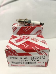 电装sk20r11适配丰田凯美瑞rav4佳美花冠锐志雷克萨斯铱金火花塞