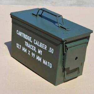 包邮出口美国北约制式军绿工具箱防水防爆弹药箱侉子边斗密封储物