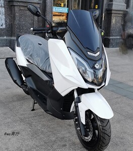 台荣川铃t10 t9 150 180 川铃150大踏板摩托车国四电喷机车可上牌