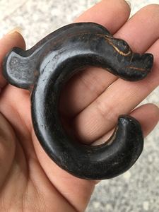 红山文化玉器古玩杂项能吸磁铁黑皮陨石c龙勾玉龙老物件古董