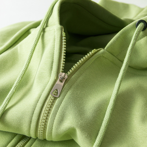 芥末绿连帽卫衣男