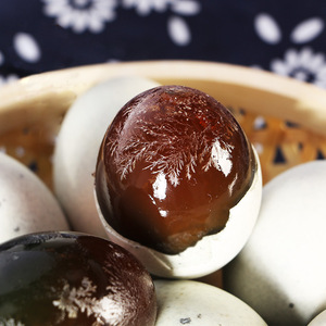 【梁山泊】无铅松花皮蛋山东特产实心变蛋50g*30枚礼盒装包邮