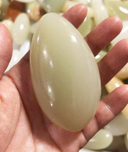 天然阿富汗玉青白玉手把件男士手玩件籽石把件