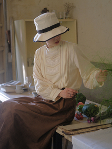 【唐顿庄园】韩版高级设计感别致小众立领衬衫女 2022jude赖玉静88