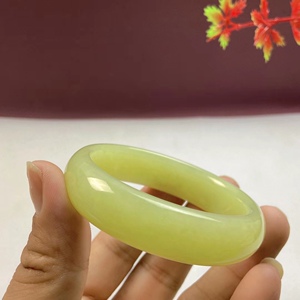 高档纯天然新疆和田玉黄口料黄玉手镯玉镯黄玉镯子54圈口带证书