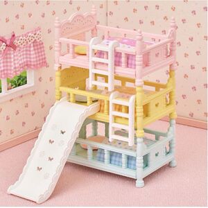 日本森贝儿家族婴儿床三层床卧室套装过家家玩具配件2023新款