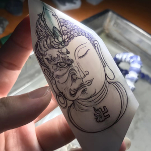 老米翡翠原石毛料天然缅甸玉石佛与魔一念之间翡翠雕刻设计片料