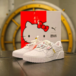 puma x hello kitty 彪马联名款女鞋小白鞋樱花粉老爹鞋372328-01
