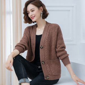 针织开衫女士春装2022年新款女装初春毛衣外套短款春秋粗棒针v领