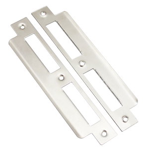 门锁扣板铁片门框不锈钢锁扣板锁具配件四面包挡板带塑料盒带螺丝