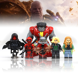 钢力士 红骷髅死侍蚁人 黑寡妇绯红女巫兼容乐高复联漫威宇宙积木