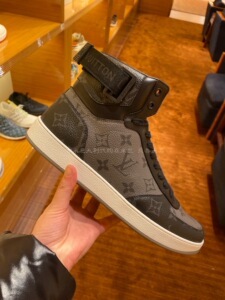 lv男鞋高帮代购