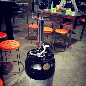啤酒打酒器简易手动a型打酒系统板式打酒泵户外简易美标桶扎啤