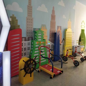 幼儿园科技实验室定制骑行发电儿童墙面游戏早教走廊墙上玩具益智