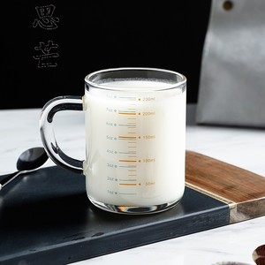 玻璃杯家用有盖子牛奶杯带刻度带盖早餐水杯可微波炉加热奶茶杯