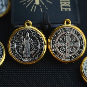 天主教圣本笃双面驱魔圣牌挂坠金色边做旧古银色