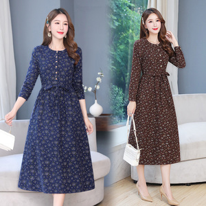 贵伊族女装连衣裙