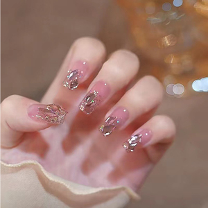 穿戴甲美甲贴片腮红高级爆闪亮片假指甲夏季网红甜酷椭圆形高级感