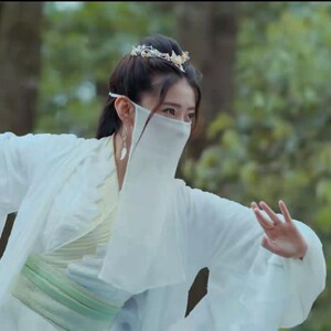 新电视剧绝代双骄小仙女顾小妹苏樱同款古装汉服面纱白色绑带面纱