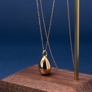 逸心珠宝 18k金水滴吊坠ins风金蛋蛋项链女通勤百搭k金项链