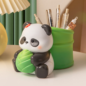 中国风可爱竹筒熊猫文创笔筒创意学生卡通装饰礼物办公室桌面摆件