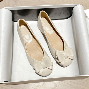 瓢鞋粗跟蝴蝶结