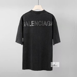 balenciaga/巴黎世家22ss新款领口破洞短袖男做旧烫钻字母印花t恤