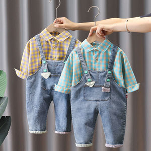 双胞胎宝宝衣服套装婴儿ins秋天1一岁半秋装女秋季外穿牛仔背带裤